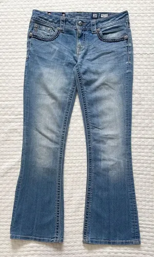 Miss Me Womens Size 29 Signature Rise Boot Cut Jeans Embellished Back Pockets thumbnail 1