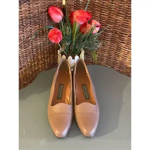Easy Spirits Women Heeled Casual Shoes Beige Size 8 thumbnail 2