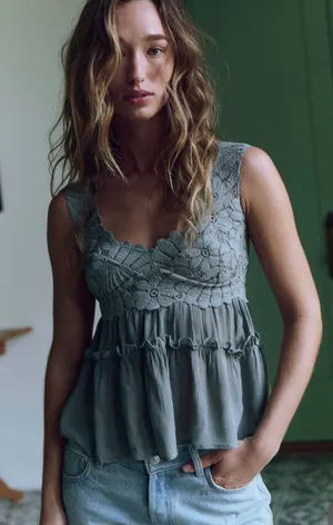 Free people top thumbnail 1