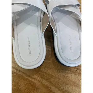 Stuart Weitzman Slide Sandals Women's 8.5 Leather Slip-On Casual Open Toe S61 thumbnail 2