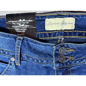 NWT Emerson Edwards Flare Boot Cut Jeans Dark Wash Size 32 Mid Rise Raw‎ Hem thumbnail 4