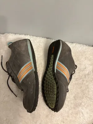 Unisex Reeboks casual or work boots Sz6.5 thumbnail 3