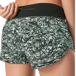 Lululemon Women's Size 8 Speed Up Shorts Black White‎ Abstract Print Running thumbnail 2