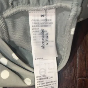 Abercrombie Polka Dot One-Shoulder Bikini Top Small thumbnail 3