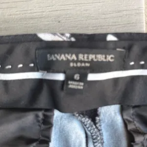 Banana Republic Black Floral Cropped Ponte Pants thumbnail 4