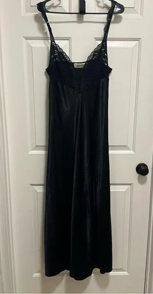 Vtg Victorias Secret Slip Dress Long Silky Sexy Gown Coquette Gold Label Size L thumbnail 1