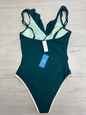 Cupshe Eucalyptus Ruffled V-Neck One-Piece thumbnail 5