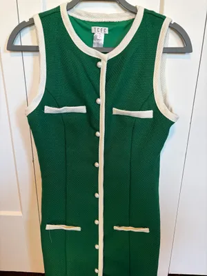 Green dress thumbnail 1