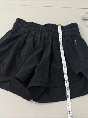 Lululemon Hotty Hot High-Rise Lined Short 2.5” - Navy Size 4 thumbnail 6