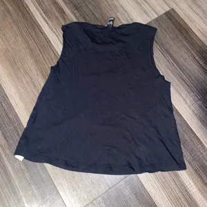 Windsor Black Graphic Tank Top thumbnail 6