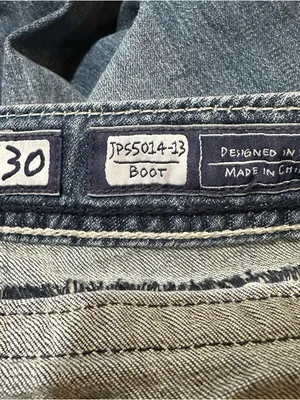 Miss Me JP55014‑13 Bootcut Jeans – Classic Embellished Pockets – Size 30 thumbnail 11