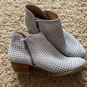 Lucky Brand ankle booties thumbnail 1