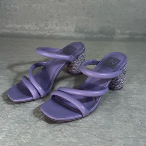 DV by Dolce Vita Myla Block Heel Lavender Strappy Heels Size 6 thumbnail 2