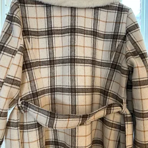 Gal Meets Glam Brown Ivory Plaid Women's Coat with Faux Fur Collar thumbnail 6
