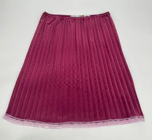 VTG Old Navy Skirt Womens S Berry Velvet Low Waist Pleats Lace thumbnail 1