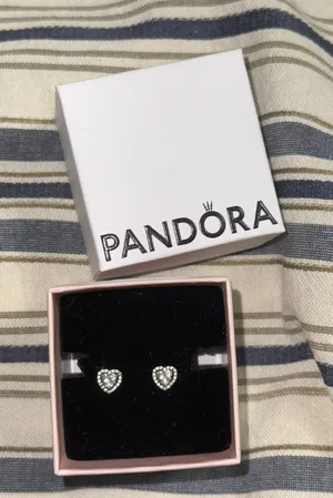 Pandora heart stud earrings  thumbnail 1