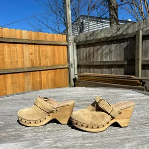 VERONICA BEARD Womens Suede Slip On Clogs‎ In Beige size 5 Hendrix Suede Buckle thumbnail 7