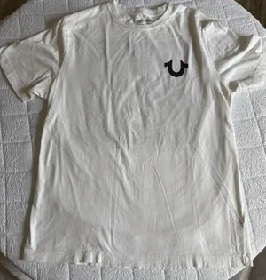 True Religion Men's White T-Shirt Buddha Guitar Back Graphic Crewneck Size L thumbnail 1