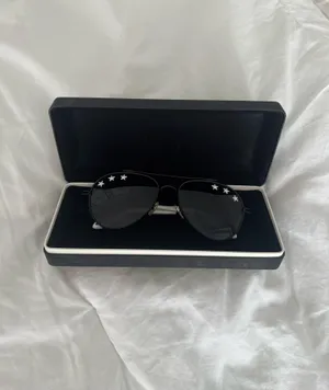 Givenchy Sunglasses thumbnail 3
