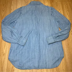 Democracy Linen Button-Up Denim‎ Blouse Womens Size XS Light Wash Casual Top thumbnail 8