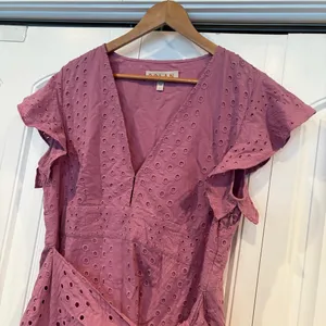 Anthropologie Dolan Lavender Patsy Eyelet Wrap Dress‎ Size Large thumbnail 4