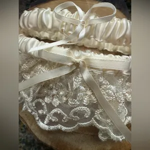 Vintage set sparkle lace bridal wedding leg garter thumbnail 2