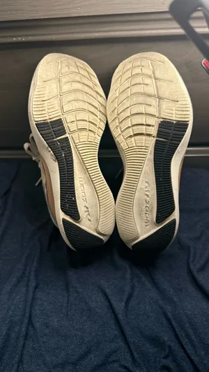 Nike Womens Winflo 8 Premium Sail Metallic Copper Coin Shoes Size 6 thumbnail 5