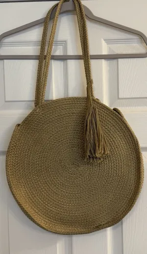 Magid‎ Large Round Bag Jute Tote Beach Purse Tassels Woven Boho Travel Excellent thumbnail 1