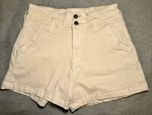 KUT from the Kloth Jane high rise short white size 8 thumbnail 4