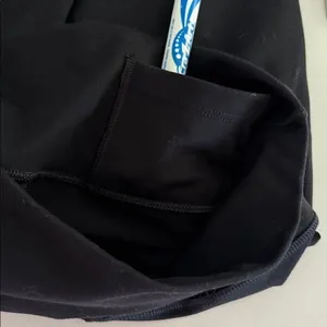 Fabletics Women's Black Bike Shorts EUC thumbnail 3