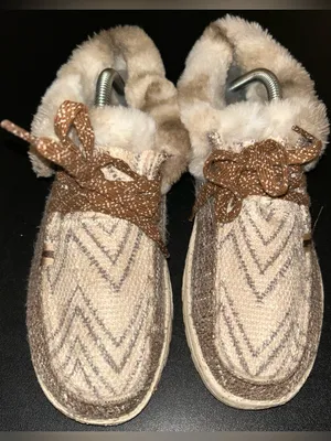 HEY DUDE Women's Size 10 Britt Boho Chevron Fur Lined Boots thumbnail 3