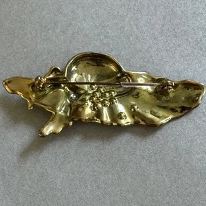 Vintage Two-Tone Wide Brim Sun Hat Brooch with‎ Rhinestone Accents & Gold Bow thumbnail 4