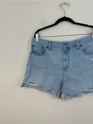 Madewell Relaxed Mid Length Light Wash Denim Shorts Size 32 Women's thumbnail 2