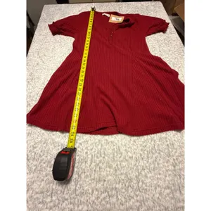 New In Small Red Waffle Knit V Neck Short Sleeve Button Detail Dress thumbnail 4