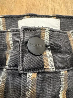 🌟 Frame 🌟 Striped Le Bardot Crop Flare Patch Pocket Denim Jeans Black Wash 27 thumbnail 4
