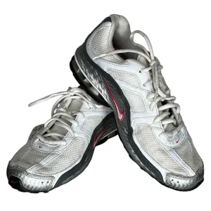 Nike Reax‎ Athletic Shoes thumbnail 1