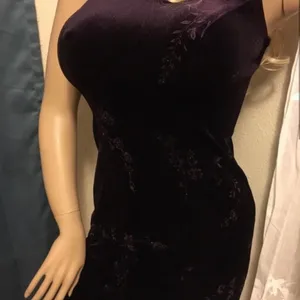 Elegant Velvet Sequin Midi Dress | Burgundy Semi-Formal Gown | Size 2 thumbnail 3