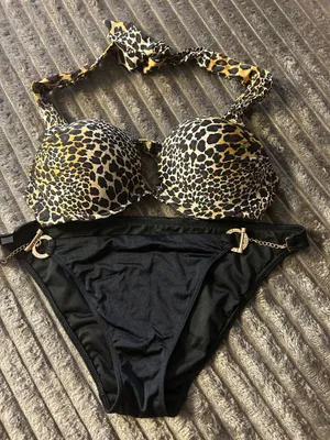 Victorias Secret Sexy Bikini *M/32b* thumbnail 1