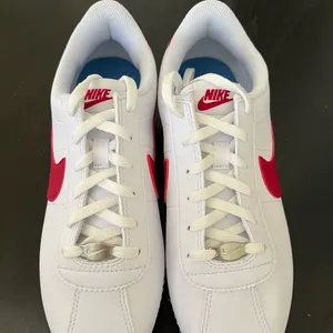 New NIKE Cortez GS 'Forrest Gump' 2024 thumbnail 5