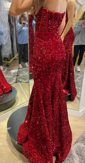 Sherri Hill Prom Dress thumbnail 4