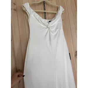NWT Lulus Stunning Existence White Off-the-Shoulder Knot-Front Jumpsuit Size L thumbnail 5