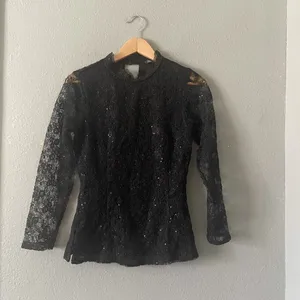 Zara Sequin Lace‎ Top thumbnail 4