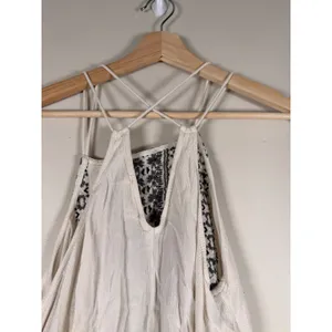 Abercrombie & Fitch Ivory Embroidered Boho Handkerchief Hem Cami‎ Top XS Mens thumbnail 6