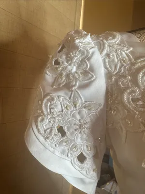 Merry Max Vintage Wedding Gown Size 10 White Pearl Beaded Lace Cathedral Train thumbnail 4