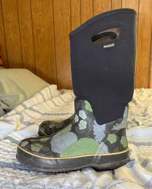 Bogs Classic High Le Jardin boots 8 Green thumbnail 1