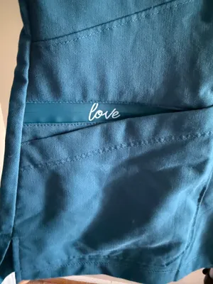 Greys Anatomy by Barco Women XL Teal Blue V-Neck Scrub Top Short Sleeve Pockets Size XL thumbnail 4