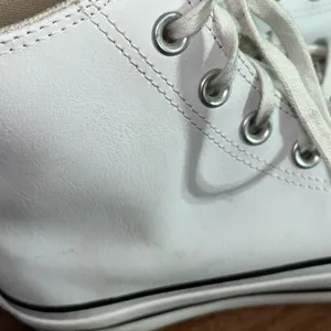 Converse Chuck Taylor All Star leather high tops. White size women’s 6.5 thumbnail 10