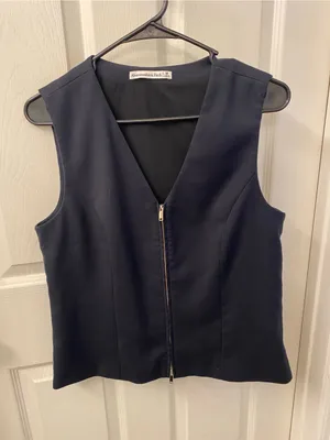 Abercrombie & Fitch Black Sleeveless Zip-Front Vest thumbnail 6