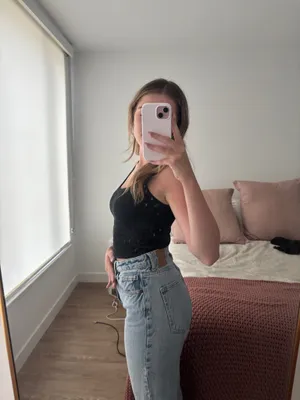 High-Waisted ZARA Jeans thumbnail 4