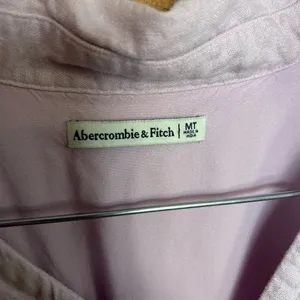 Abercrombie & Fitch Lilac Collared Linen Blend Wrap Mini Dress Size MT thumbnail 3